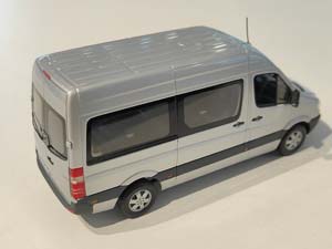 MERCEDES W906 SPRINTER СЕРЕБРИСТЫЙ (БОКС МОЖЕТ ИМЕТЬ ПОТЕРТОСТИ ИЛИ ТРЕЩИНЫ) — фото 2