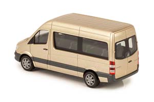 MERCEDES-BENZ SPRINTER МИКРОАВТОБУС БЕЖЕВЫЙ МЕТАЛЛИК (ДЛИНА МОДЕЛИ 3-5 СМ) — фото 6