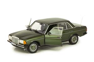MERCEDES W123 E200 E-CLASS LIMOUSINE 1980-1985 GREEN LIMITED EDITION 1000 PCS — фото 3