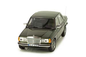 MERCEDES W123 E200 E-CLASS LIMOUSINE 1980-1985 GREEN LIMITED EDITION 1000 PCS — фото 14