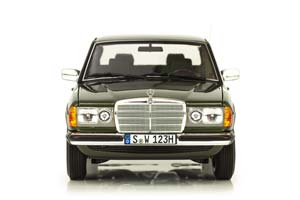 MERCEDES W123 E200 E-CLASS LIMOUSINE 1980-1985 GREEN LIMITED EDITION 1000 PCS — фото 9