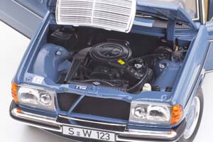 MERCEDES W123 200 1980 ГОДА / МЕРСЕДЕС Е230 СИНИЙ — фото 9