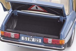 MERCEDES W123 200 1980 ГОДА / МЕРСЕДЕС Е230 СИНИЙ — фото 10