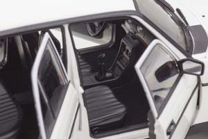 MERCEDES W123 200 E-CLASS 1980 AMG AEROKIT WHITE — фото 13