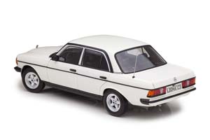 MERCEDES W123 200 E-CLASS 1980 AMG AEROKIT WHITE — фото 5