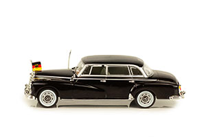 MERCEDES W189 300D KONRAD ADENAUER 1957-1962 BLACK — фото 6