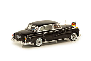 MERCEDES W189 300D KONRAD ADENAUER 1957-1962 BLACK — фото 2