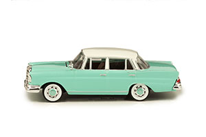 MERCEDES W111 220SE HECKFLOSSE 1959-1965 GREEN/WHITE — фото 8