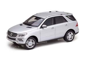 MERCEDES W166 M-CLASS 2012 IRIDIUM SILVER — фото 17