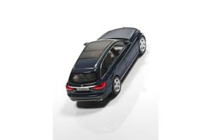 MERCEDES W205 C-CLASS T-MODELL S205 2014 EXCLUSIVE BLUE METALLIC — фото 2