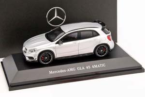 MERCEDES AMG GLA 45 2016 MATT SILVER — фото 3