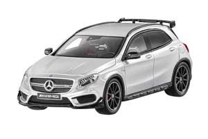 MERCEDES AMG GLA 45 2016 MATT SILVER — фото 1
