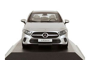 MERCEDES BENZ A-CLASS (W177) (2018), SILVER — фото 3
