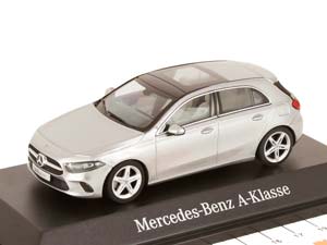 MERCEDES BENZ A-CLASS (W177) (2018), SILVER — фото 18
