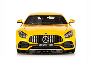 MERCEDES C190 AMG GT S COUPE (W190) YELLOW — фото 14