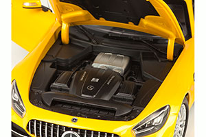 MERCEDES C190 AMG GT S COUPE (W190) YELLOW — фото 6