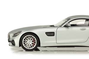 MERCEDES C190 GT-S DESIGNO 2017 IRIDIUM SILVER MAGNO — фото 16