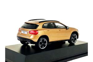 MERCEDES GLA X156 2017 CANYON BEIGE / МЕРСЕДЕС GLA X156 2017 КАНЬОН БЕЖЕВЫЙ — фото 2