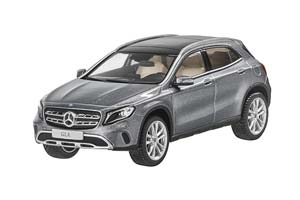 MERCEDES W156 GLA X156 2017 MOUNTAIN GREY