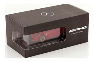 MERCEDES-BENZ AMG GT 63 4MATIC+ 2023, RED METALLIC — фото 9