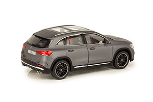 MERCEDES H247 NEW GLA-CLASS 2020 DESIGNO MOUNTAIN GREY MAGNO — фото 2