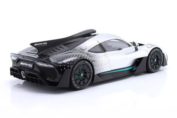 MERCEDES-BENZ AMG ONE (C298) HIGH-TECH SILVER / МЕРСЕДЕС-БЕНЦ АМГ ОНЕ C298 ХАЙ-ТЕК СЕРЕБРИСТЫЙ — фото 2