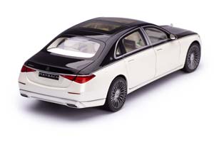 MERCEDES W223 MAYBACH S650 X223 2022 WHITE/BLACK METALLIC / МЕРСЕДЕС МАЙБАХ БЕЛЫЙ — фото 2