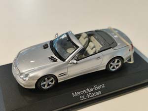 MERCEDES W230 SL-CLASS 500 SL CLASS (R230) 2003 СЕРЕБРИСТЫЙ (БОКС МОЖЕТ ИМЕТЬ ПОТЕРТОСТИ ИЛИ ТРЕЩИНЫ)