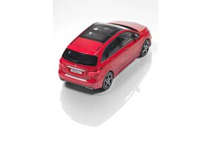 MERCEDES W246 B-CLASS AMG LINE 2012 RED — фото 2