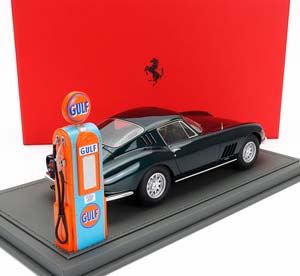 FERRARI 275 GTB S/N 08359 COUPE WITH (1966) - CON POMPA DI BENZINA - WITH GULF FUEL PUMP - PERSONAL CAR CLINT EASTWOOD - CON VETRINA - WITH SHOWCASE, GREEN MET — фото 2