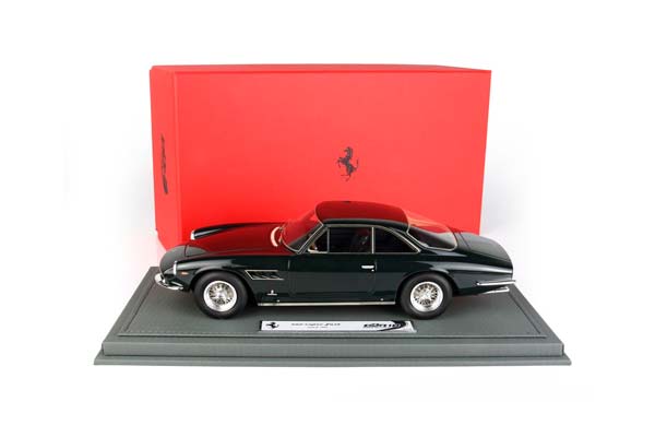 FERRARI 500 SUPERFAST 1965 SERIE II DARK GREEN / ФЕРРАРИ 500 СУПЕРФАСТ 1965 СЕРИЕ ИИ ДАРК 1:18 ЗЕЛЕНЫЙ — фото 10
