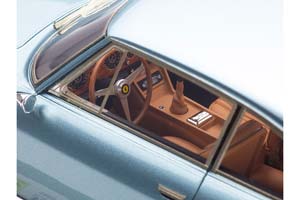 FERRARI 330 GT 2+2 SERIES 2 SINGLE LIGHT ГОЛУБОЙ МЕТАЛЛИК — фото 3
