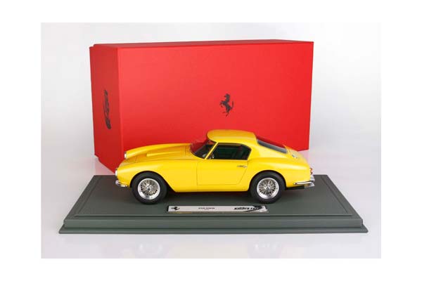 FERRARI 250 GT BERLINETTA PASSO CORTO YELLOW MODENA / ФЕРРАРИ 250 ГТ БЕРЛИНЕТТА ПАССО КОРТО 1:18 ЖЕЛТЫЙ — фото 9
