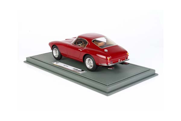 FERRARI 250 GT BERLINETTA PASSO CORTO DARK RED CRAYON / ФЕРРАРИ 250 ГТ БЕРЛИНЕТТА ПАССО КОРТО ДАРК КРАИОН 1:18 КРАСНЫЙ — фото 2
