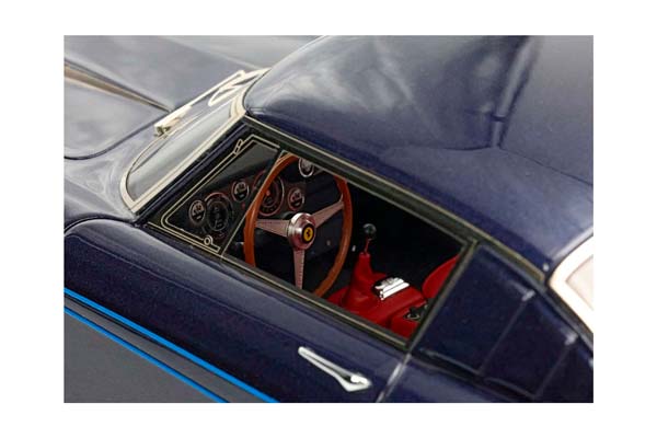 FERRARI 410 SUPERAMERICA SERIE III SN 1387 SA DARK METAL BLUE / ФЕРРАРИ 410 СУПЕРАМЕРИКА СЕРИЕ ИИИ СН 1387 СА ДАРК МЕТАЛ 1:18 СИНИЙ — фото 6