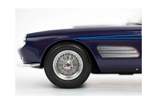 FERRARI 410 SUPERAMERICA SERIE III SN 1387 SA DARK METAL BLUE / ФЕРРАРИ 410 СУПЕРАМЕРИКА СЕРИЕ ИИИ СН 1387 СА ДАРК МЕТАЛ 1:18 СИНИЙ — фото 7