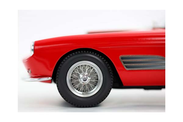 FERRARI 410 SUPERAMERICA SERIE III SN 1423 SA RED / ФЕРРАРИ 410 СУПЕРАМЕРИКА СЕРИЕ ИИИ СН 1423 СА 1:18 КРАСНЫЙ — фото 8
