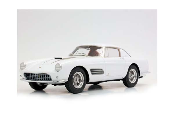 FERRARI 410 SUPERAMERICA SERIE III SN 1477 SA WHITE / ФЕРРАРИ 410 СУПЕРАМЕРИКА СЕРИЕ ИИИ СН 1477 СА 1:18 БЕЛЫЙ — фото 4