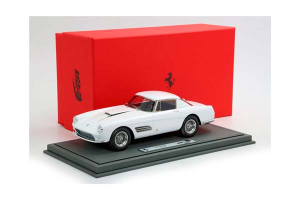 FERRARI 410 SUPERAMERICA SERIE III SN 1477 SA WHITE / ФЕРРАРИ 410 СУПЕРАМЕРИКА СЕРИЕ ИИИ СН 1477 СА 1:18 БЕЛЫЙ — фото 9