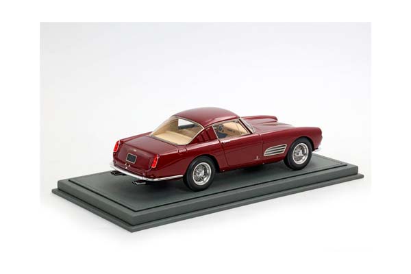 FERRARI 410 SUPERAMERICA SERIE III SN 1495 SA RUBY RED / ФЕРРАРИ 410 СУПЕРАМЕРИКА СЕРИЕ ИИИ СН 1495 СА РУБИ 1:18 КРАСНЫЙ — фото 2