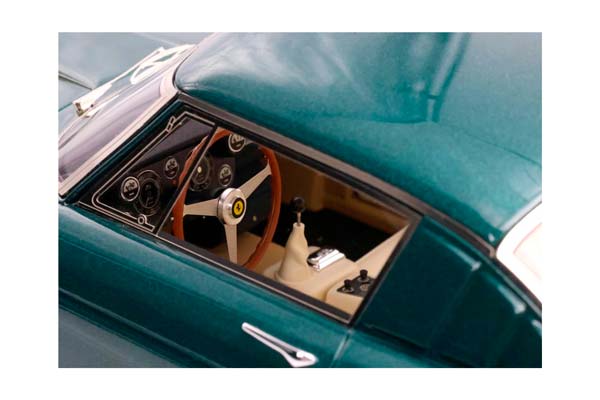 FERRARI 410 SUPERAMERICA SERIE III SN 1477 SA METALLIC PINE GREEN / ФЕРРАРИ 410 СУПЕРАМЕРИКА СЕРИЕ ИИИ СН 1477 СА МЕТАЛЛИК ПИНЕ 1:18 ЗЕЛЕНЫЙ — фото 7