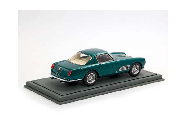 FERRARI 410 SUPERAMERICA SERIE III SN 1477 SA METALLIC PINE GREEN / ФЕРРАРИ 410 СУПЕРАМЕРИКА СЕРИЕ ИИИ СН 1477 СА МЕТАЛЛИК ПИНЕ 1:18 ЗЕЛЕНЫЙ — фото 2