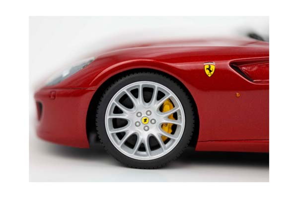 FERRARI 599 GTB FIORANO 2006 AUTOMATIC GEAR - MADE IN ITALY FIORANO RED / ФЕРРАРИ 599 ГТБ 2006 АВТОМАТ 1:18 КРАСНЫЙ — фото 14