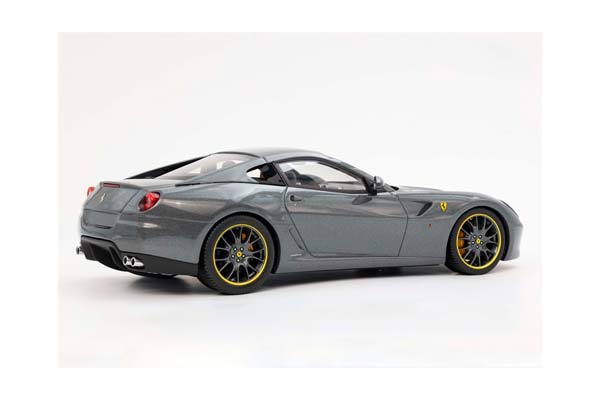 FERRARI 599 GTB FIORANO 2006 AUTOMATIC GEAR - MADE IN ITALY SILVERSTONE GREY CUOIO COLOR INTERIOR / ФЕРРАРИ 599 ГТБ 2006 АВТОМАТ 1:18 СЕРЫЙ — фото 7