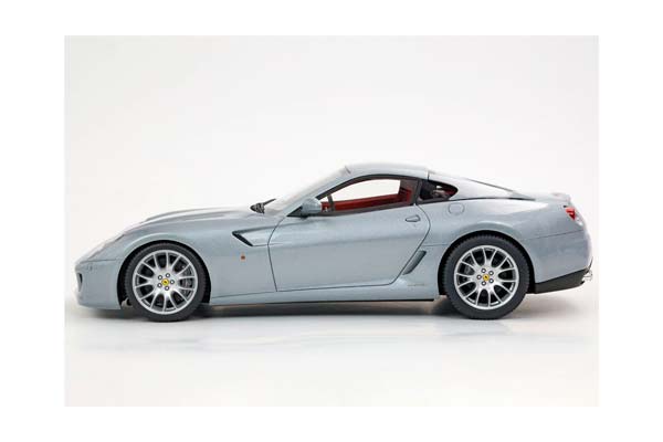 FERRARI 599 GTB FIORANO 2006 AUTOMATIC GEAR - MADE IN ITALY TITANIUM GREY BORDEAUX INTERIOR / ФЕРРАРИ 599 ГТБ 2006 АВТОМАТ 1:18 БОРДОВЫЙ — фото 3