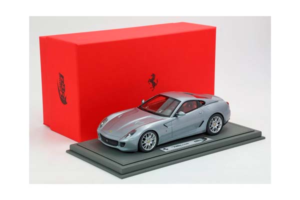 FERRARI 599 GTB FIORANO 2006 AUTOMATIC GEAR - MADE IN ITALY TITANIUM GREY BORDEAUX INTERIOR / ФЕРРАРИ 599 ГТБ 2006 АВТОМАТ 1:18 БОРДОВЫЙ — фото 9