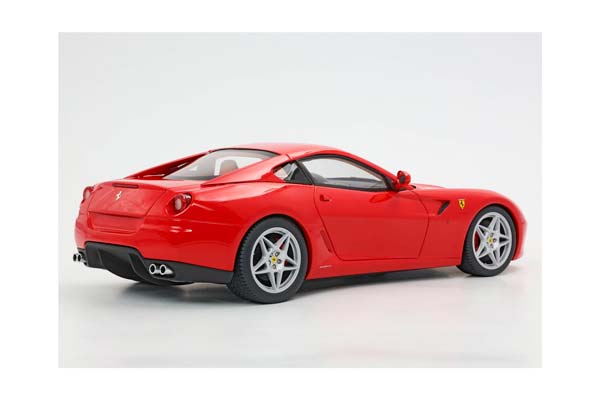 FERRARI 599 GTB FIORANO 2006 AUTOMATIC GEAR - MADE IN ITALY TOTAL ROSSO CORSA - LEATHER INTERIOR / ФЕРРАРИ 599 ГТБ 2006 АВТОМАТ 1:18 КРАСНЫЙ — фото 6