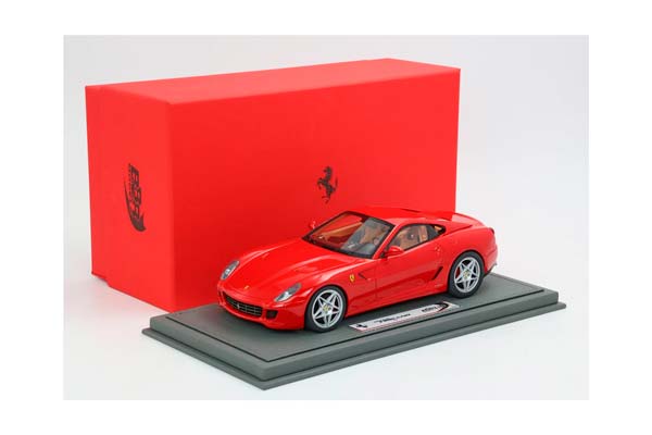 FERRARI 599 GTB FIORANO 2006 AUTOMATIC GEAR - MADE IN ITALY TOTAL ROSSO CORSA - LEATHER INTERIOR / ФЕРРАРИ 599 ГТБ 2006 АВТОМАТ 1:18 КРАСНЫЙ — фото 10