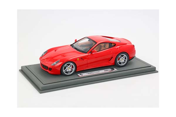 FERRARI 599 GTB FIORANO 2006 AUTOMATIC GEAR - MADE IN ITALY TOTAL ROSSO CORSA - LEATHER INTERIOR / ФЕРРАРИ 599 ГТБ 2006 АВТОМАТ 1:18 КРАСНЫЙ