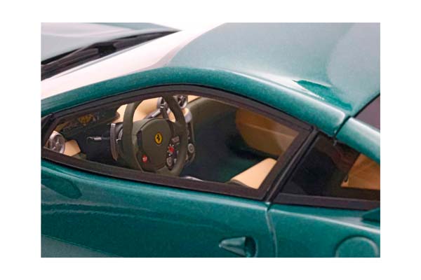 FERRARI 599 GTB FIORANO 2006 TAILOR MADE - MADE IN ITALY ONE OFF VERDE PINO - GREEN AND CREAM INTERIOR / ФЕРРАРИ 599 ГТБ 2006 ТАИЛОР МАДЕ 1:18 ЗЕЛЕНЫЙ — фото 7